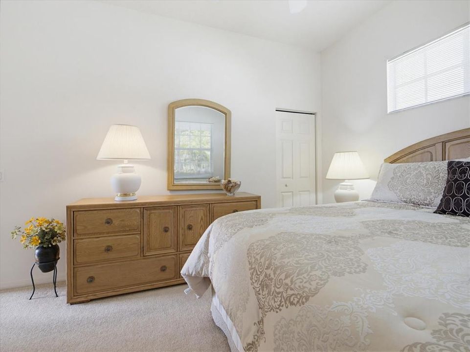 For Sale: $320,000 (3 beds, 2 baths, 1859 Square Feet)