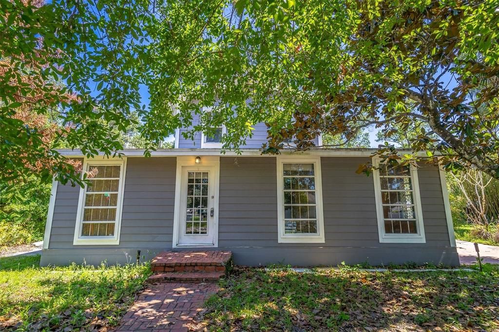 На продажу: $259,900 (2 спален, 1 ванн, 1524 Квадратных фут)
