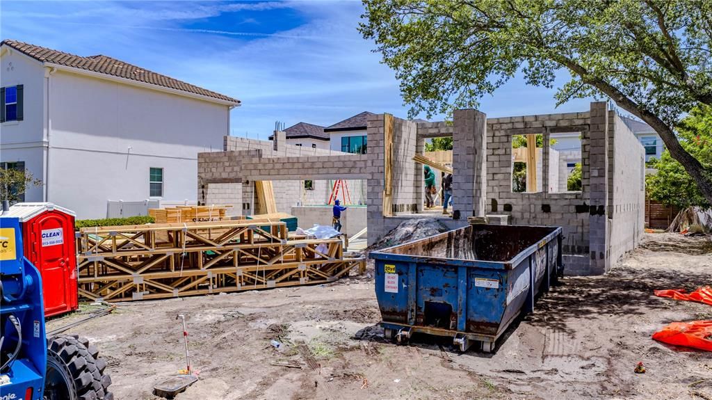 For Sale: $2,175,000 (5 beds, 4 baths, 3903 Square Feet)