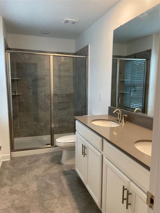 En Renta: $2,250 (3 camas, 2 baños, 1620 Pies cuadrados)