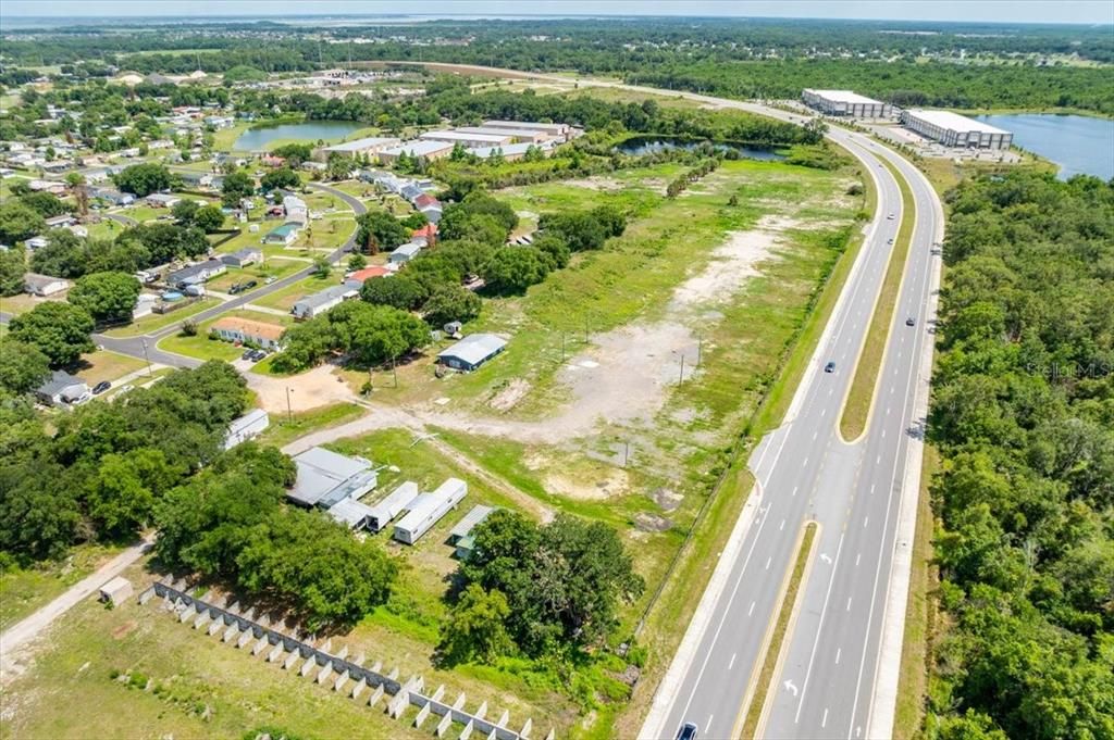 На продажу: $6,150,000 (14.26 acres)