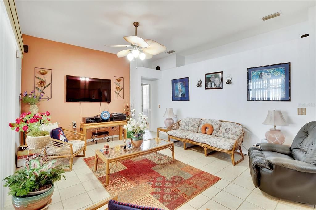 For Sale: $444,000 (4 beds, 3 baths, 2232 Square Feet)