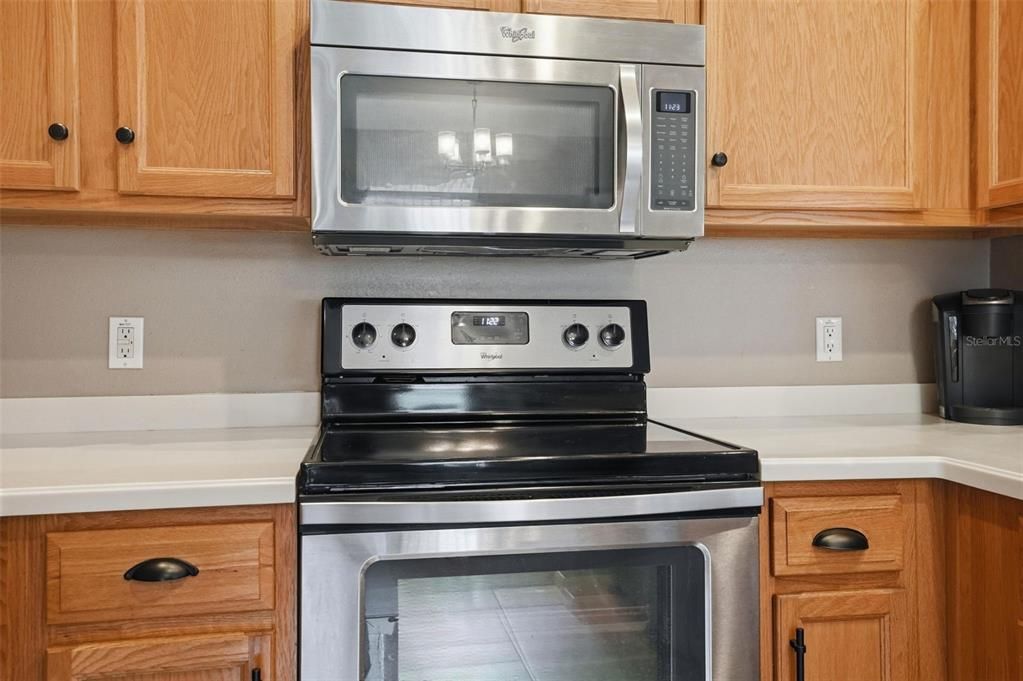 Active With Contract: $240,000 (2 beds, 2 baths, 1361 Square Feet)