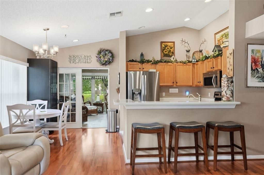 Active With Contract: $240,000 (2 beds, 2 baths, 1361 Square Feet)