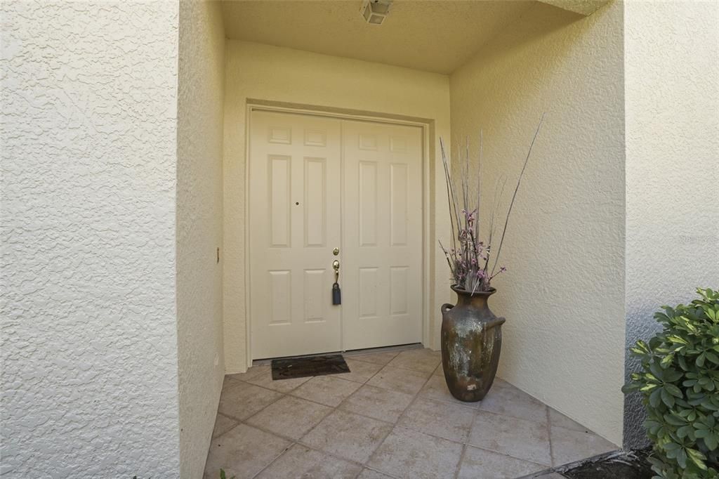 For Sale: $699,000 (3 beds, 3 baths, 3080 Square Feet)