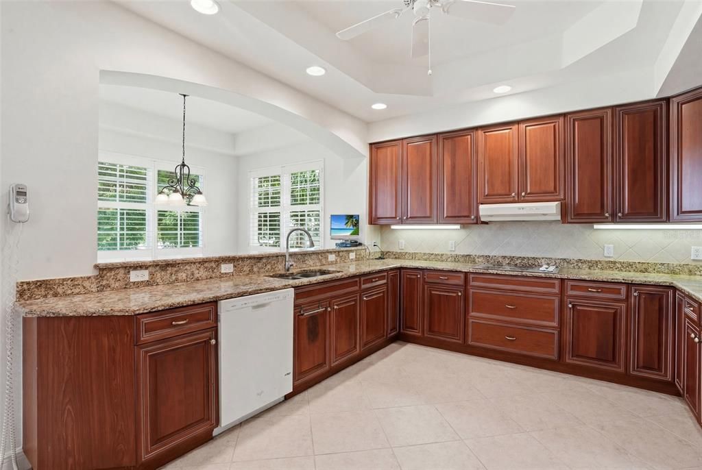 For Sale: $699,000 (3 beds, 3 baths, 3080 Square Feet)