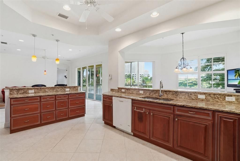 For Sale: $699,000 (3 beds, 3 baths, 3080 Square Feet)