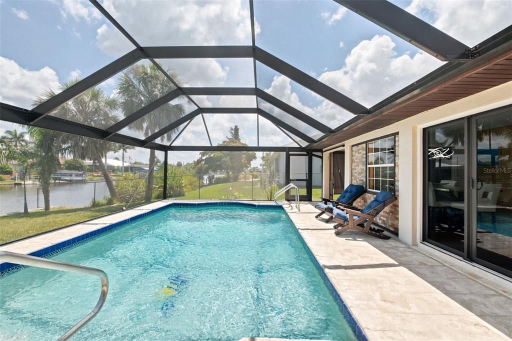 For Sale: $588,000 (3 beds, 2 baths, 1577 Square Feet)