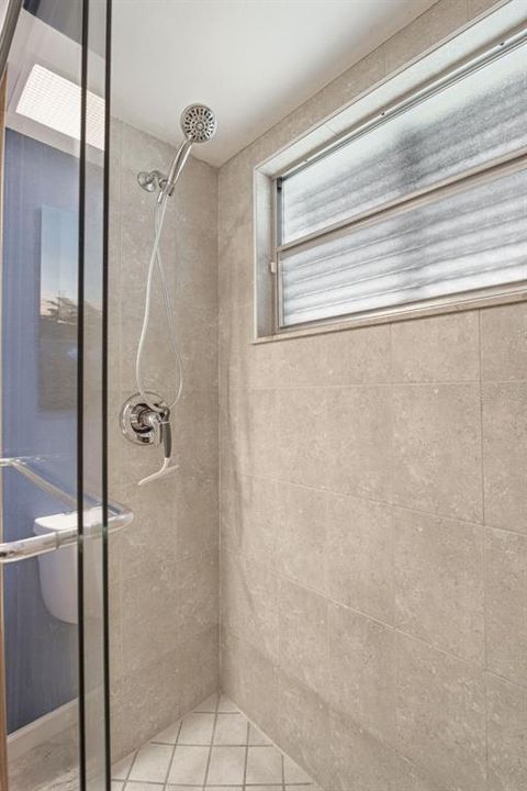 For Sale: $588,000 (3 beds, 2 baths, 1577 Square Feet)