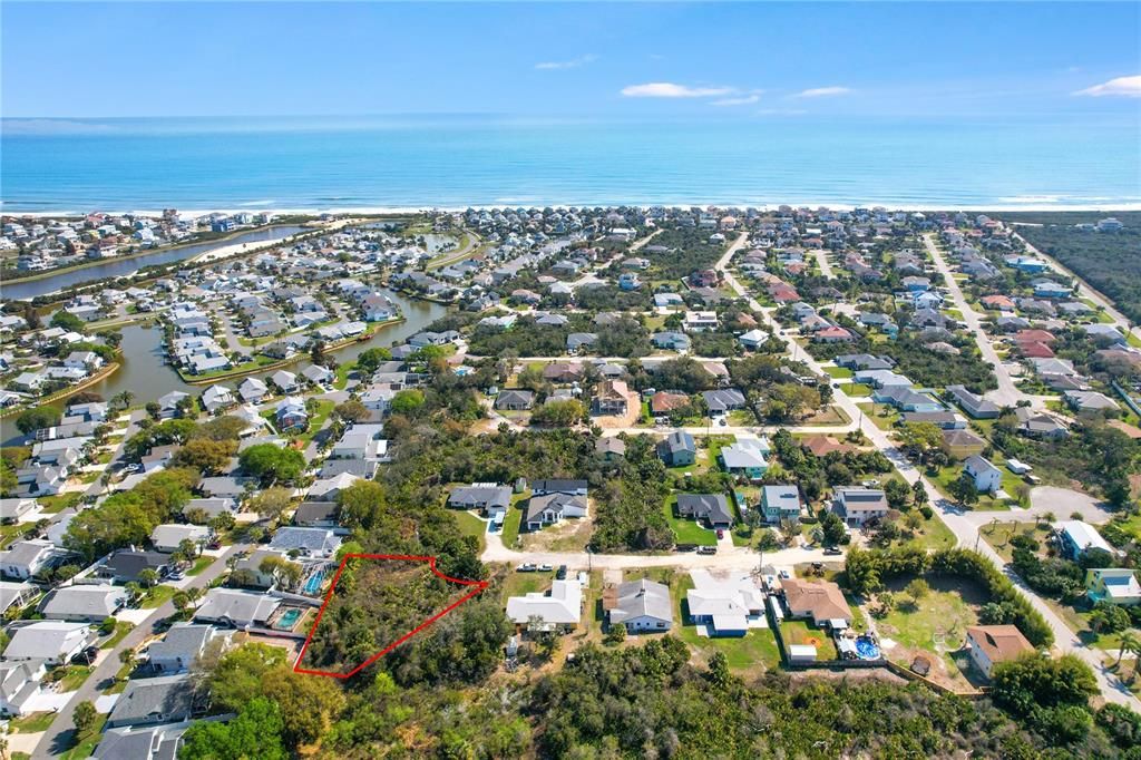 На продажу: $185,000 (0.23 acres)