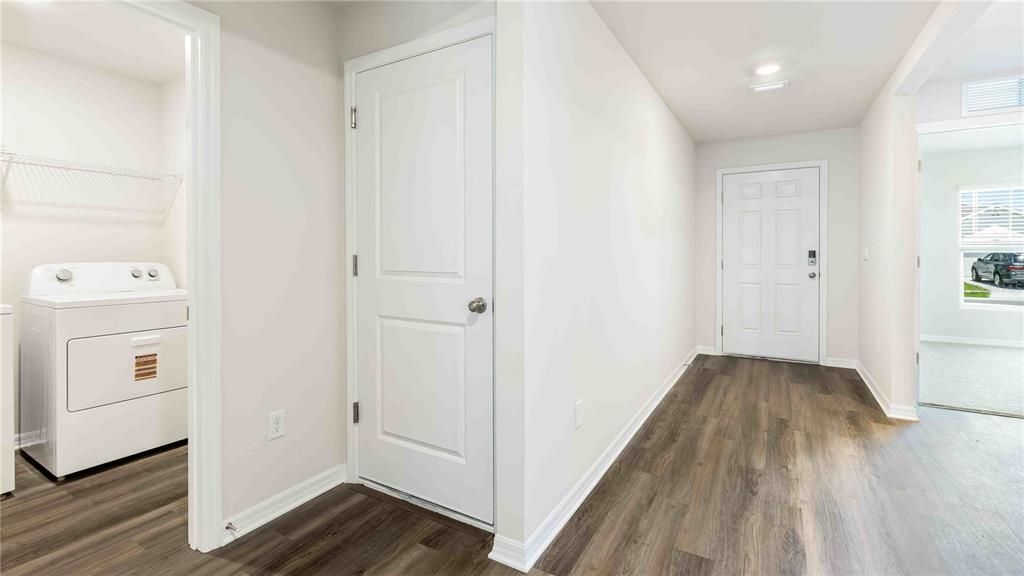 For Sale: $364,990 (3 beds, 2 baths, 1672 Square Feet)