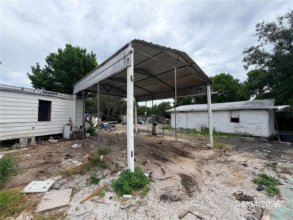For Sale: $89,900 (3 beds, 2 baths, 1608 Square Feet)