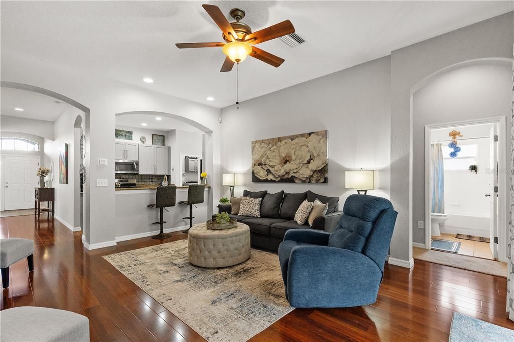 Active With Contract: $459,900 (4 beds, 2 baths, 1993 Square Feet)
