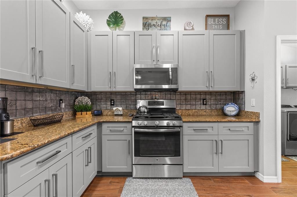 Active With Contract: $459,900 (4 beds, 2 baths, 1993 Square Feet)