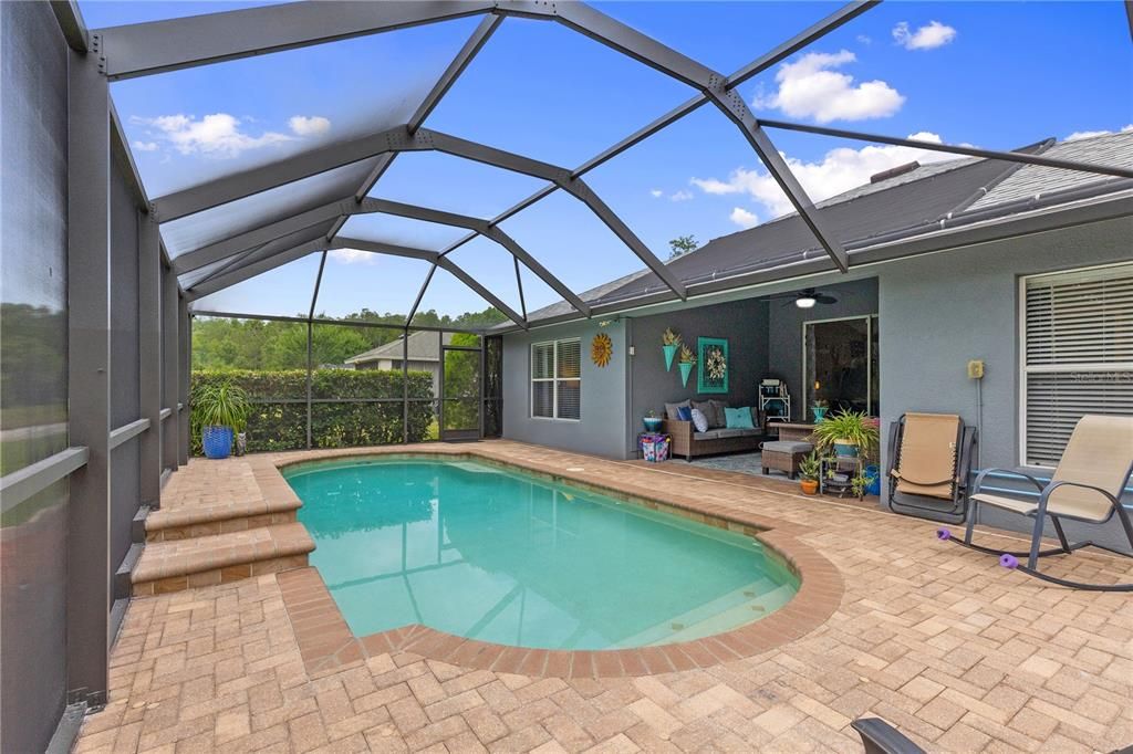 Active With Contract: $459,900 (4 beds, 2 baths, 1993 Square Feet)