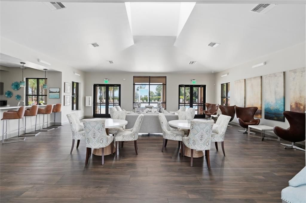 Activo con contrato: $449,995 (4 camas, 3 baños, 2175 Pies cuadrados)