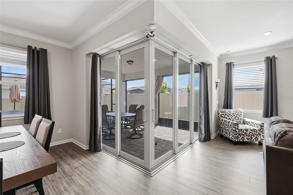 Activo con contrato: $449,995 (4 camas, 3 baños, 2175 Pies cuadrados)