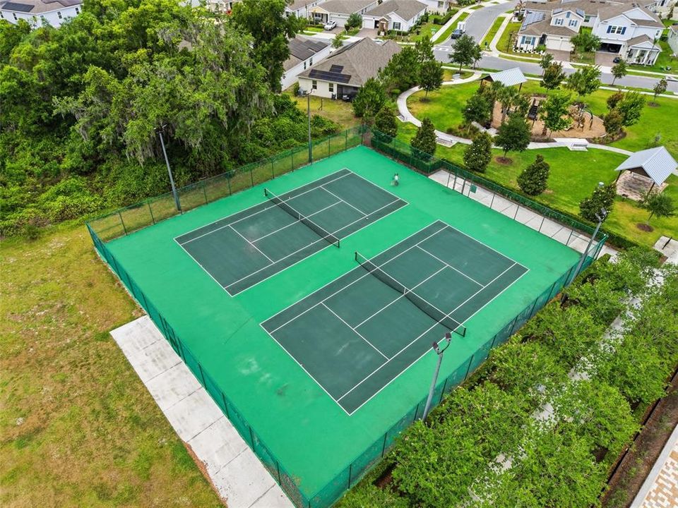 Activo con contrato: $449,995 (4 camas, 3 baños, 2175 Pies cuadrados)