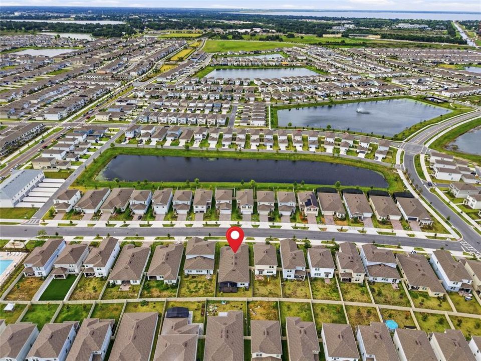 Activo con contrato: $449,995 (4 camas, 3 baños, 2175 Pies cuadrados)