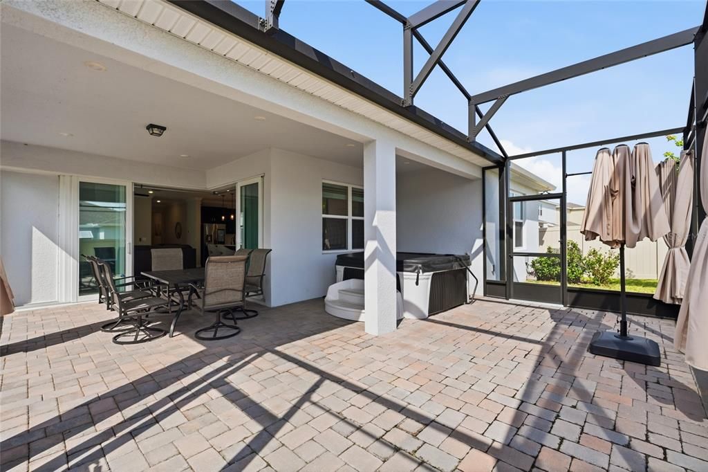 Activo con contrato: $449,995 (4 camas, 3 baños, 2175 Pies cuadrados)