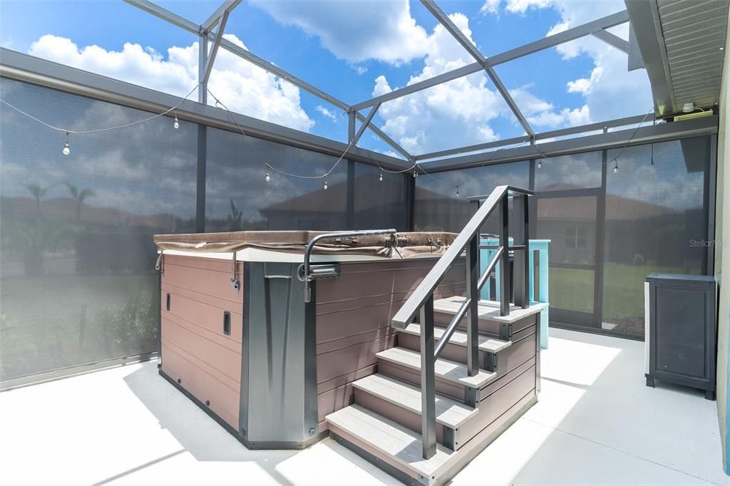 For Sale: $549,500 (3 beds, 2 baths, 2606 Square Feet)