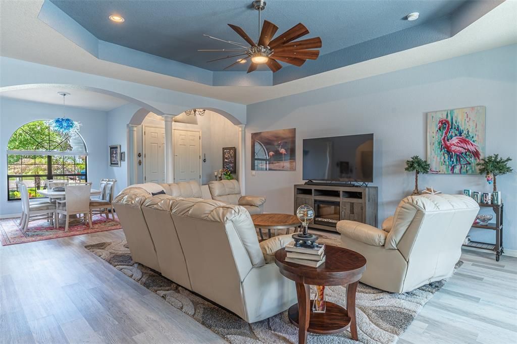 For Sale: $549,500 (3 beds, 2 baths, 2606 Square Feet)