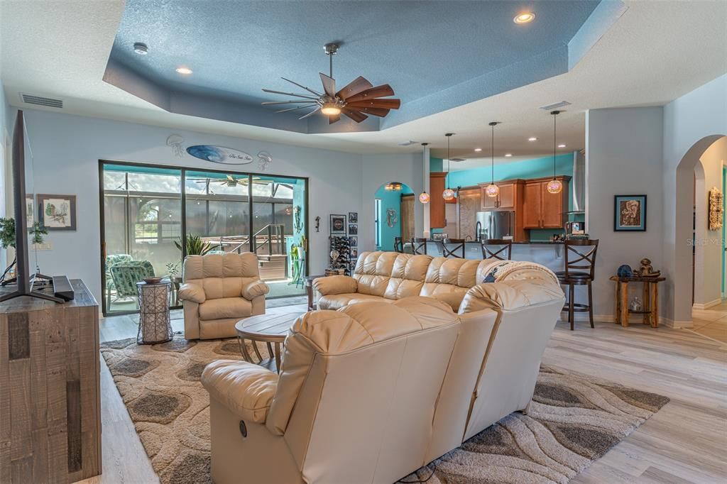 For Sale: $549,500 (3 beds, 2 baths, 2606 Square Feet)
