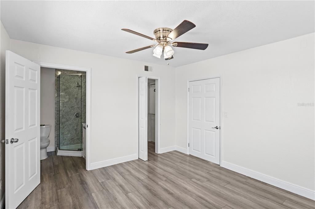 For Sale: $399,000 (4 beds, 3 baths, 1591 Square Feet)