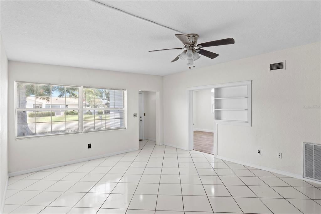 For Sale: $399,000 (4 beds, 3 baths, 1591 Square Feet)