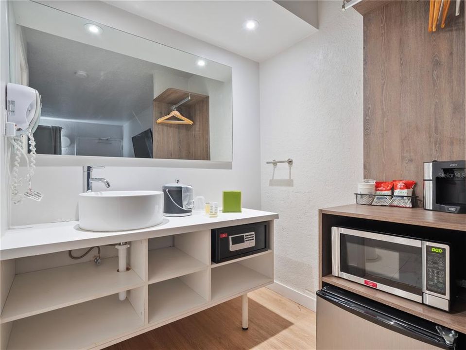 En Venta: $55,000 (1 camas, 1 baños, 198 Pies cuadrados)