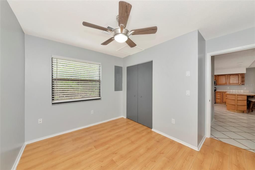 For Sale: $339,900 (2 beds, 2 baths, 1092 Square Feet)