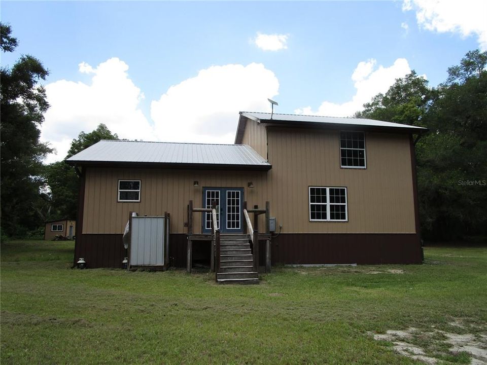 En Venta: $400,000 (3 camas, 2 baños, 2400 Pies cuadrados)