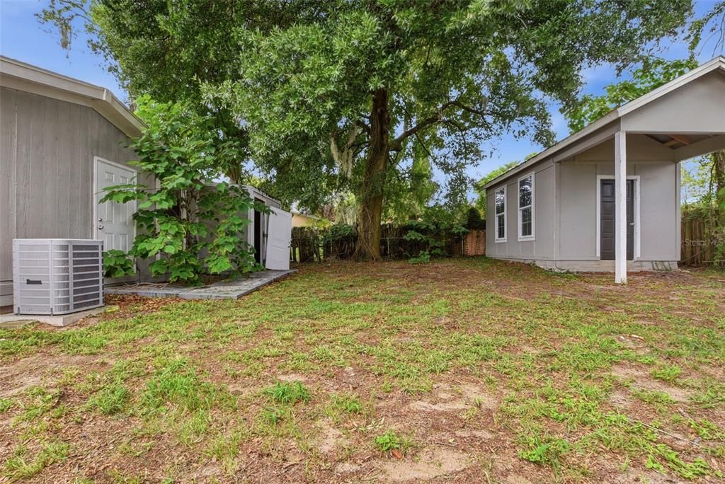 For Sale: $278,600 (2 beds, 1 baths, 1152 Square Feet)