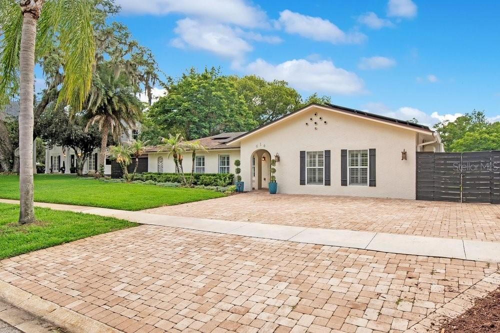 En Venta: $925,000 (5 camas, 3 baños, 3485 Pies cuadrados)