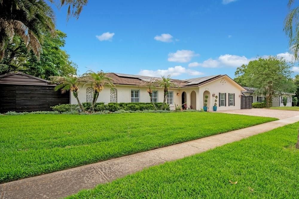 En Venta: $925,000 (5 camas, 3 baños, 3485 Pies cuadrados)