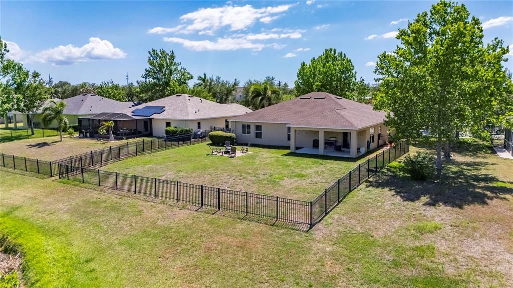 На продажу: $315,000 (3 спален, 2 ванн, 1823 Квадратных фут)