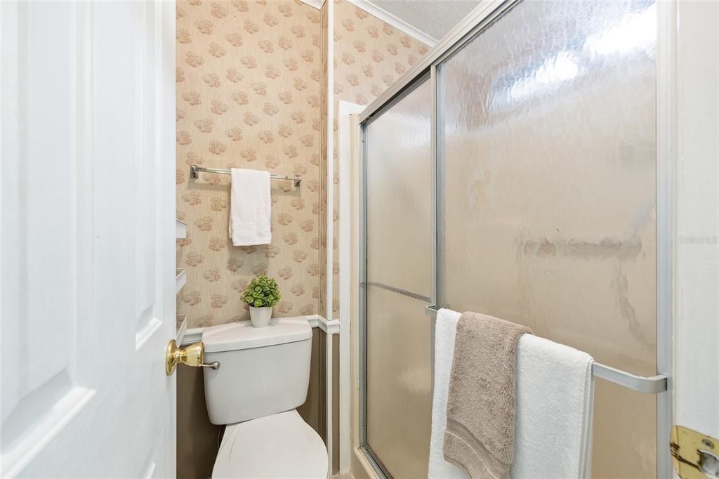 For Sale: $237,550 (2 beds, 2 baths, 1248 Square Feet)