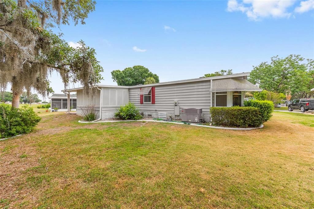For Sale: $237,550 (2 beds, 2 baths, 1248 Square Feet)