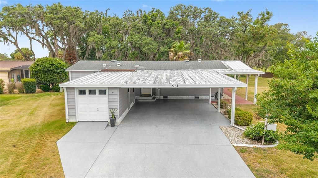 For Sale: $237,550 (2 beds, 2 baths, 1248 Square Feet)