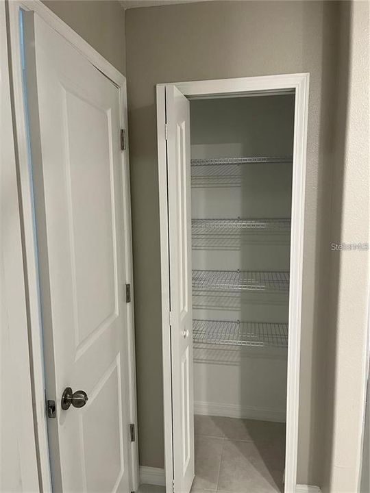 En Renta: $2,799 (4 camas, 2 baños, 1870 Pies cuadrados)