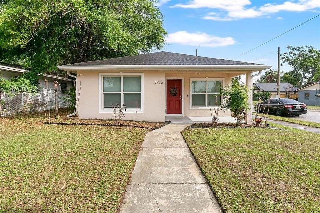 For Sale: $314,999 (3 beds, 2 baths, 1367 Square Feet)