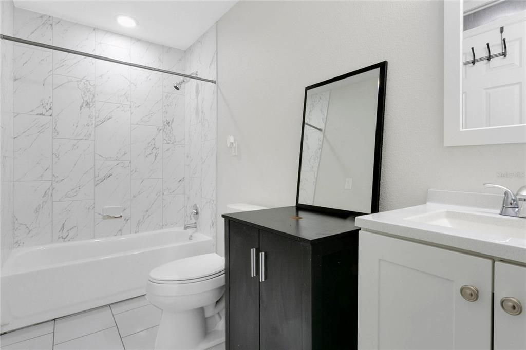 For Sale: $314,999 (3 beds, 2 baths, 1367 Square Feet)