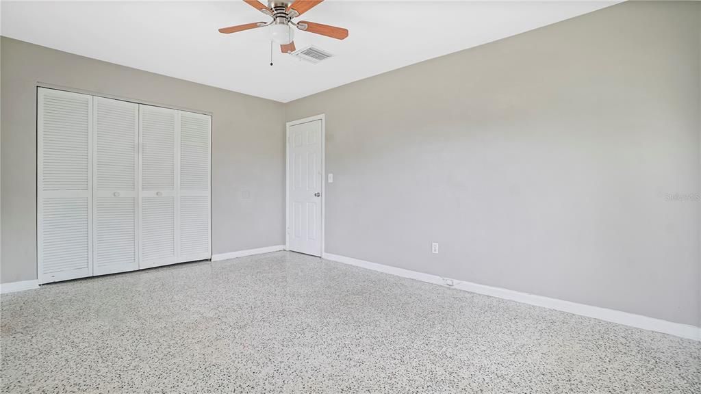 For Rent: $1,695 (2 beds, 1 baths, 1176 Square Feet)