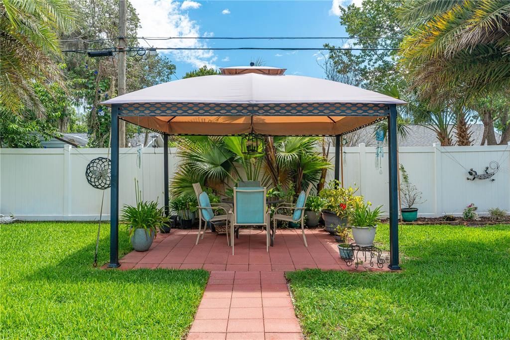 На продажу: $389,900 (3 спален, 2 ванн, 1871 Квадратных фут)