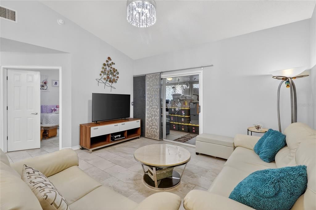 En Venta: $259,900 (2 camas, 2 baños, 1115 Pies cuadrados)