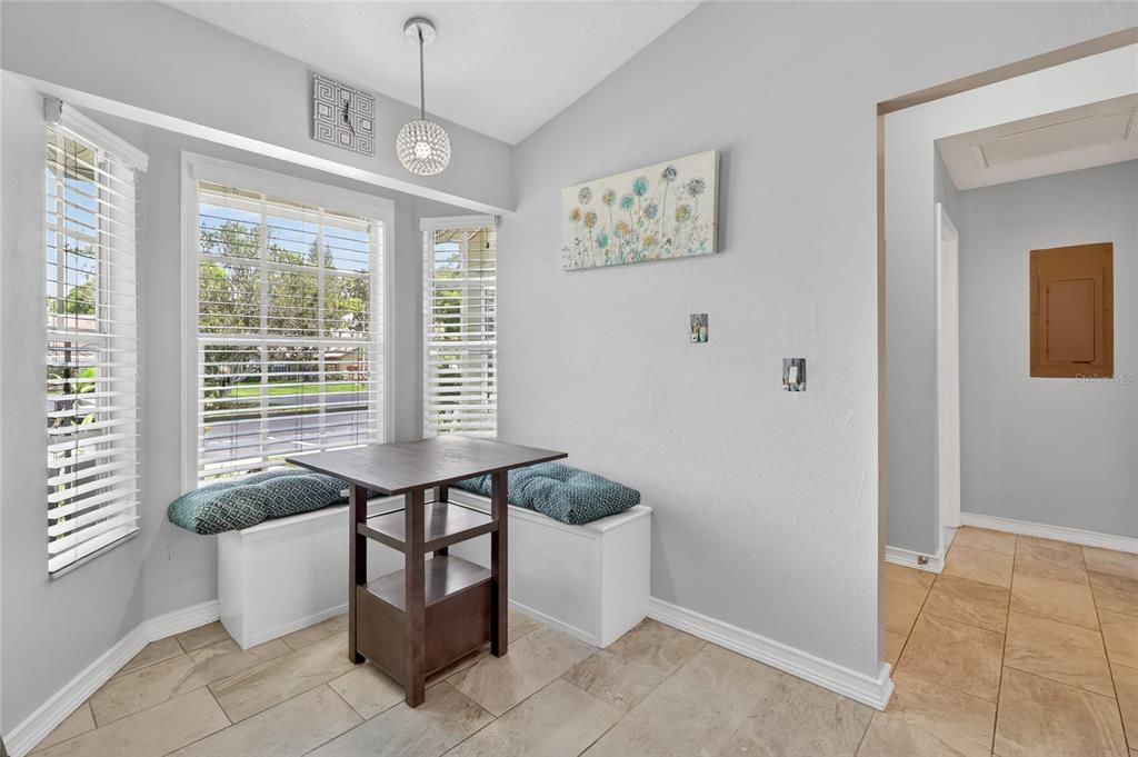En Venta: $259,900 (2 camas, 2 baños, 1115 Pies cuadrados)
