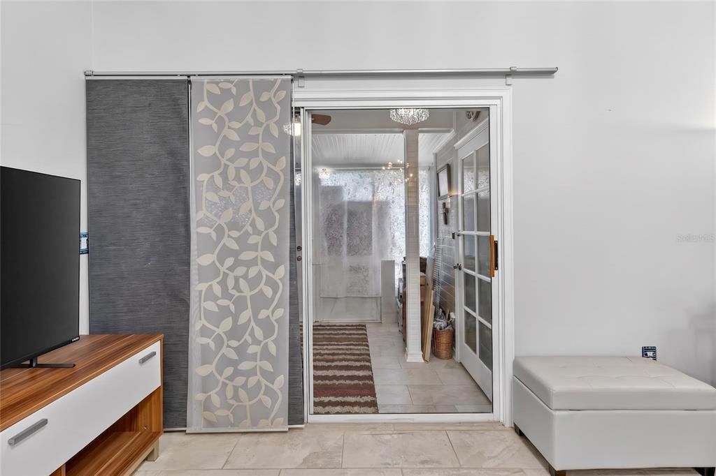 En Venta: $259,900 (2 camas, 2 baños, 1115 Pies cuadrados)