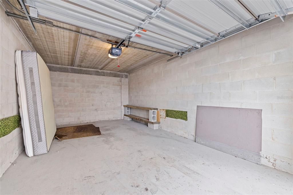 For Rent: $3,600 (2 beds, 2 baths, 1420 Square Feet)