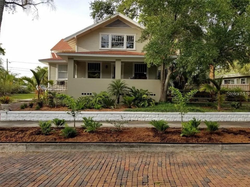 En Renta: $1,595 (1 camas, 1 baños, 700 Pies cuadrados)