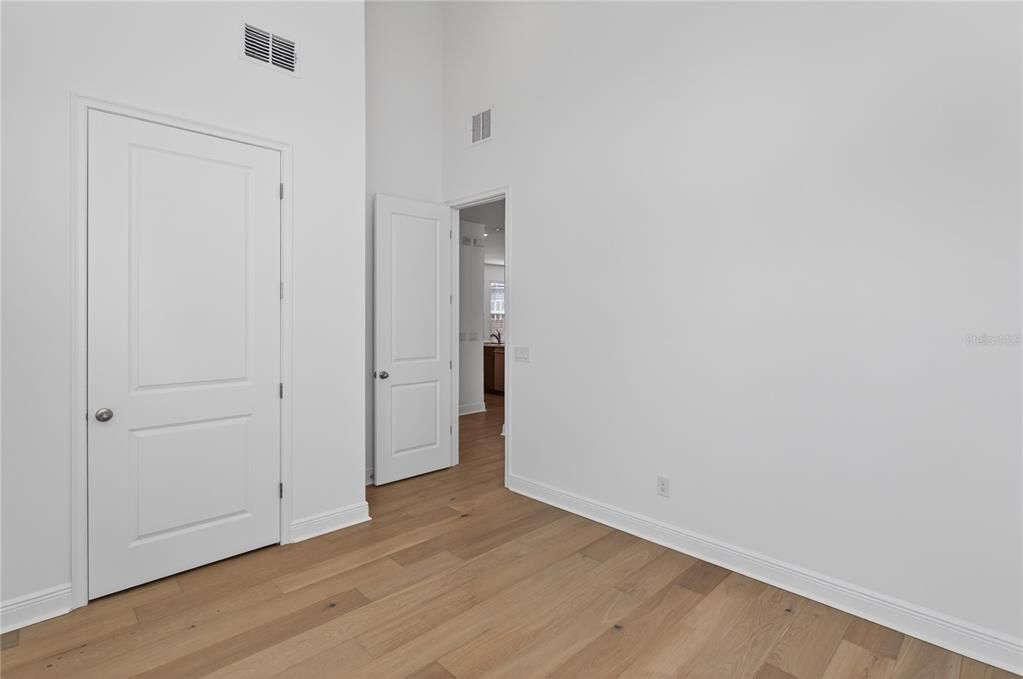 В аренду: $3,100 (4 спален, 3 ванн, 3130 Квадратных фут)